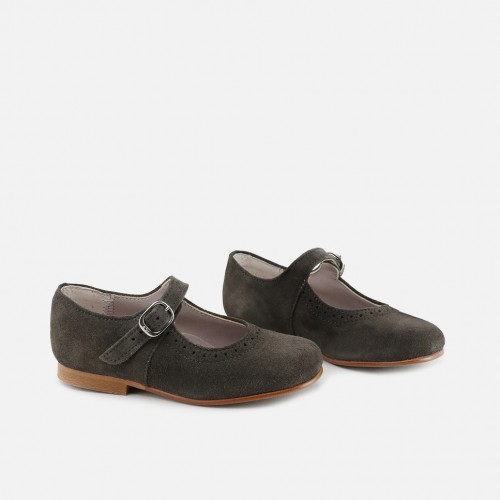 TAUPE CUT-OUTS MARY-JANES...