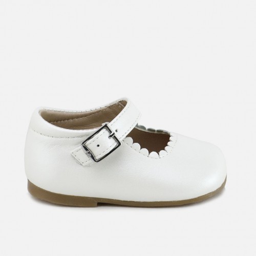 NUPCIAL CLASSIC MARY-JANES...