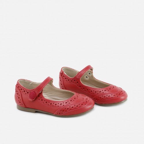 RED WINGTIP MARY-JANES...