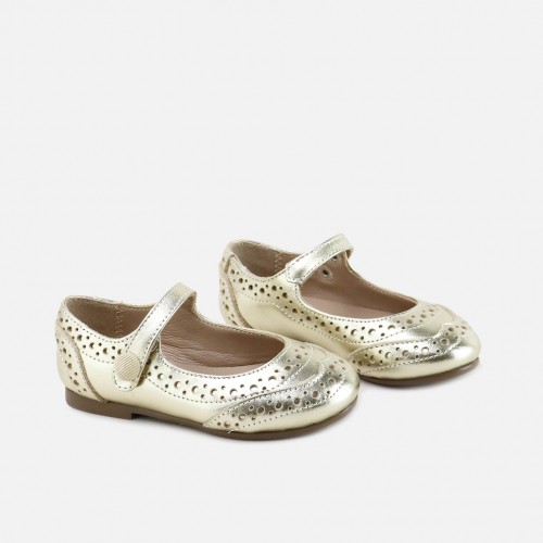 GOLD WINGTIP MARY-JANES...