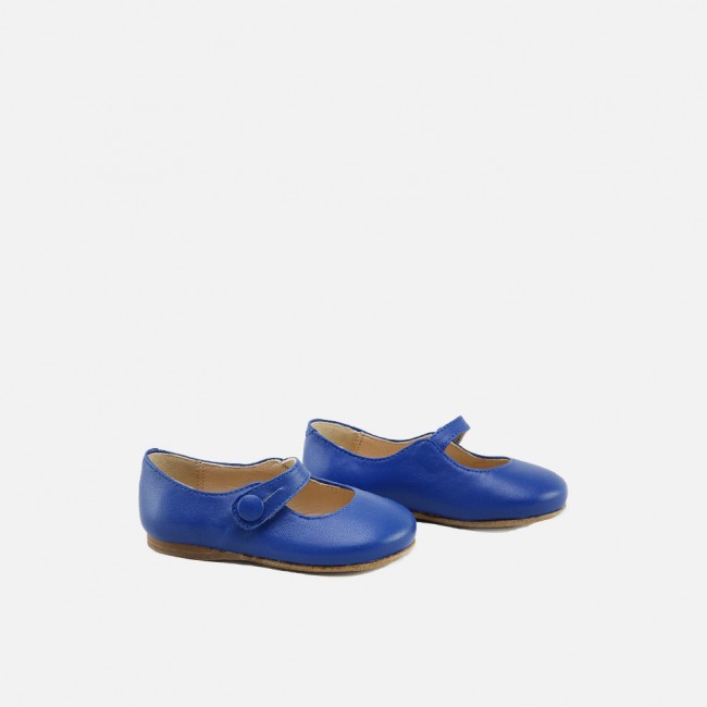 Classic button mary-janes