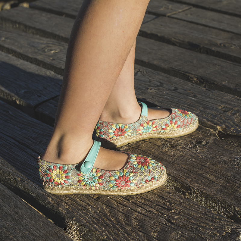 Jute Mary Janes, a perfect footwear for nice walks