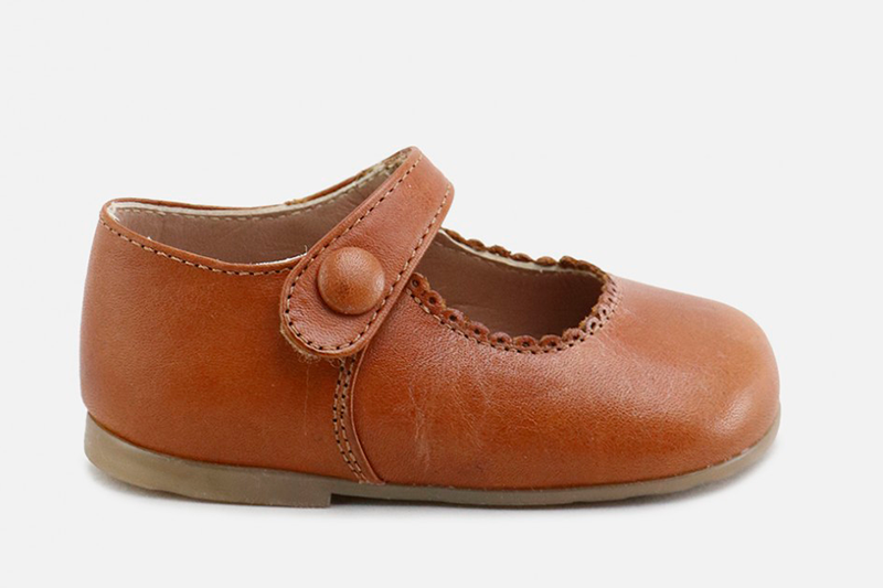 Mary-Janes: A classic baby shoe for little girls