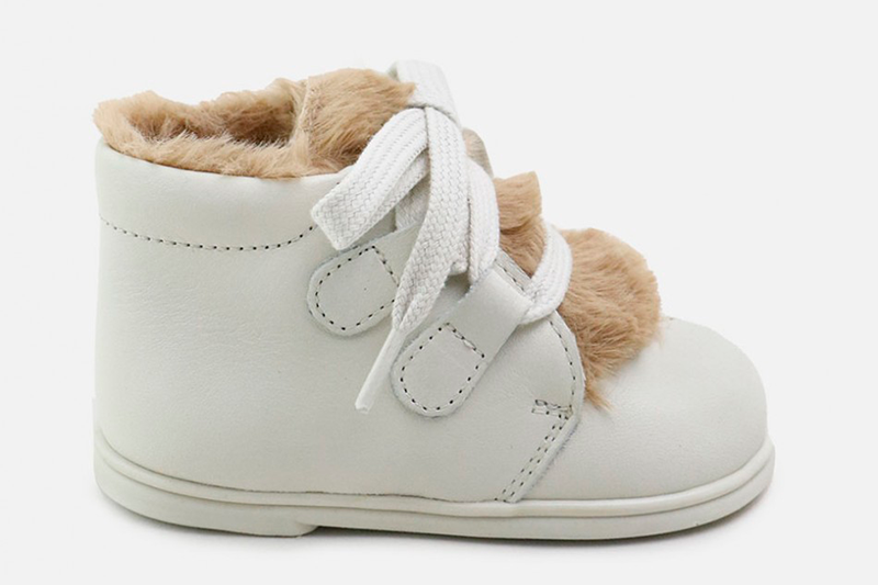 Footwear for toddlers on sale: Fur Tongue Bootie